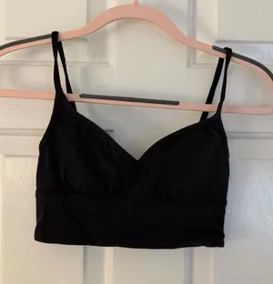 Lululemon Sports Bra thumbnail 1