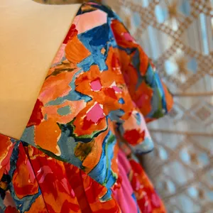 Entro Floral Babydoll V-Neck Ruffle Sleeve Women's Top thumbnail 3