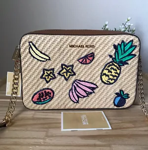 Purse thumbnail 1