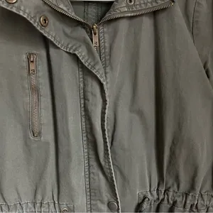 Green utility military jacket size S lightweight thumbnail 3