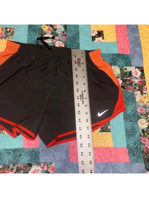 Nike Dri-FIT Running Athletic Shorts Woman’s Size Small Black and Red With Liner thumbnail 8