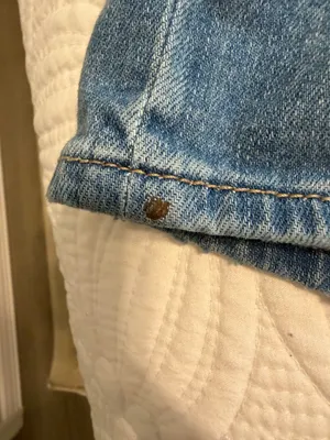 American Eagle low rise baggy short  thumbnail 4