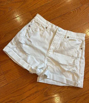 American Eagle White Distressed Denim Shorts Women’s Size 6 High Rise Summer thumbnail 1