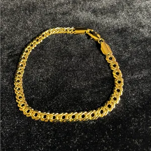Elegant Gold tone Link Bracelet 7.5” thumbnail 2