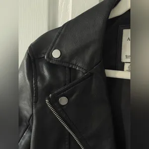 Abercrombie & Fitch Classic Black Leather Jacket thumbnail 4