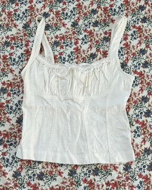 Urban Outfitters Top thumbnail 1