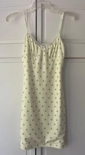 Princess Polly Floral Mini Dress thumbnail 2