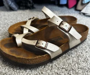 Mayari Birko-Flor Birkenstock Sandals white thumbnail 1