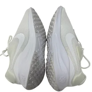 Nike Women’s Revolution 7 White thumbnail 6