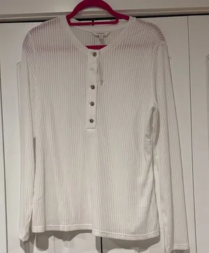 Banana Republic White Long Sleeve‎ ribbed Henley Tee large NWT thumbnail 1