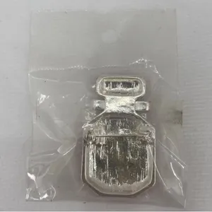 Victoria's Secret Bombshell Pin thumbnail 3