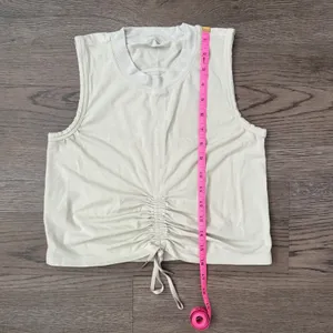 Lululemon Cinch Me Up Front Tank Springtime Green Ruched Cropped Top Size Small thumbnail 9