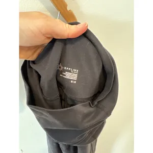 Aerie OFFLINE Seamless‎ High Waisted Black Leggings Pockets Cropped M thumbnail 3