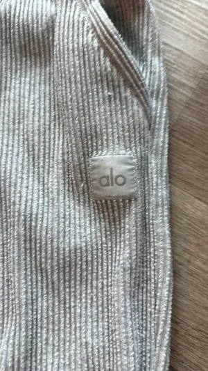 Alo sweatpants thumbnail 2