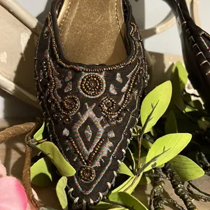 Qupid Pointed Toe Beaded Slip On Brown Shoes Kitten Heel Aztec Western Womens 7 thumbnail 5
