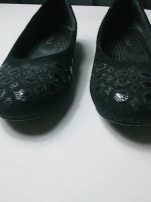 Classique 8.5 Black Suede Low Kitten Heels Slip On Shoes thumbnail 7