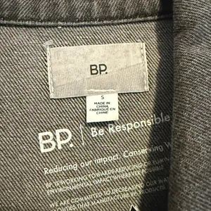 BP Charcoal Semi Jean Jacket thumbnail 4