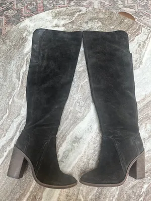Vince Camuto Melaya Over the Knee Suede Gray Boots Sz 8.5 thumbnail 2