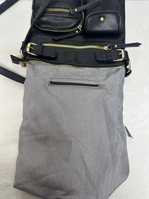 Classic Black Crossbody Shoulder Bag thumbnail 7