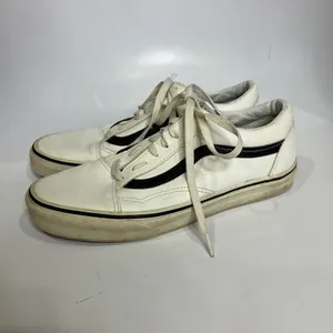Vans white leather sneakers skateboarding punk unisex sizing‎ women's 10 men 8.5 thumbnail 3