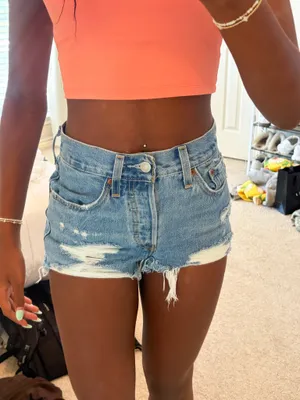 Levi’s 501 Shorts (great condition) - SAME DAY SHIPPING & OPEN TO OFFERS🤗🤗 thumbnail 3