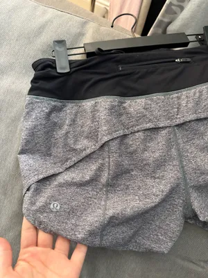 Lululemon Shorts thumbnail 2