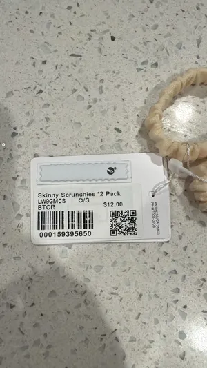 Lululemon 2pk of Skinny scrunchies/hair ties thumbnail 3