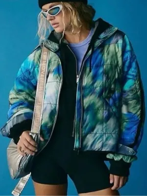 Free People Pippa Printed Packable Puffer Jacket in Blurry Flower Combo Size XL thumbnail 1