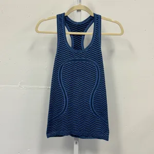 Lululemon Swiftly Tech Racerback Tank Top Blue Chevron Stripe Size 4 Activewear thumbnail 2