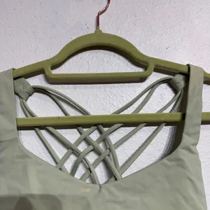 Lululemon Citra Lime Free To Be Serene Sports Bra Sz 8 thumbnail 5