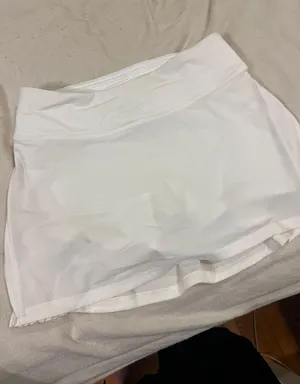 Lululemon Play Off The Pleats Skirt thumbnail 1