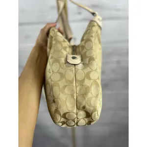 Coach Hamilton Hobo F17403 Signature Jacquard Beige Leather Shoulder Bag thumbnail 4