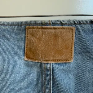 Vintage Hot And The Gang Size 5 Blue Denim Made in USA Flare Jeans Button Fly‎ thumbnail 5
