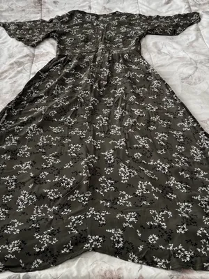 French Connection charcoal grey Floral Maxi Dress, size 2 faux wrap V-neck chic thumbnail 15