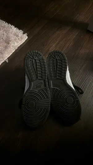 Nike Panda Low Dunks thumbnail 4