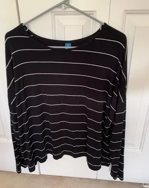 Old Navy Luxe Longe Sleeve Top thumbnail 1