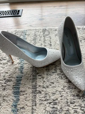 Silver Slipper Size 7 pearl heels thumbnail 2