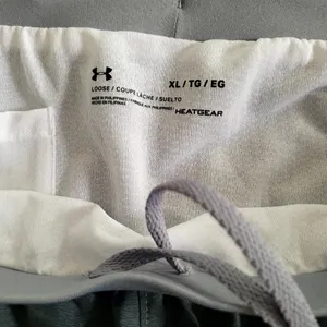 Under Armour Running Shorts Size XL thumbnail 5