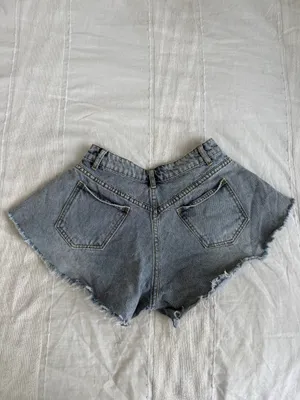 Edikted Koi Flare Denim Shorts thumbnail 3