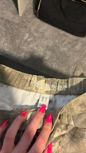 Camo cargo style jeans thumbnail 4