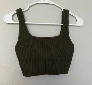 Aritzia Babaton Sculpt Knit Square neck Cropped Tank Top thumbnail 1