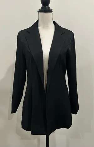 Black Blazer thumbnail 1