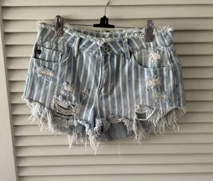 KanCan USA Shorts Denim Distressed thumbnail 1