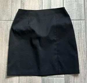 Black mini skirt Size 8 thumbnail 1