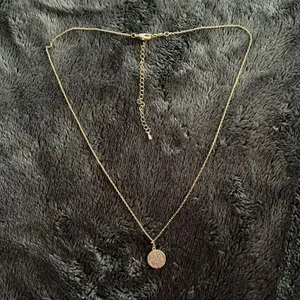 Scorpio necklace thumbnail 1