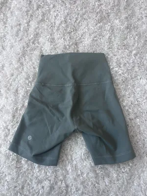 Lululemon High-Rise Shorts Wunder Train 6" thumbnail 4