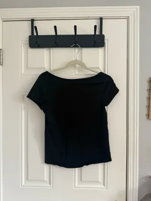 GAP Boatneck Black Top thumbnail 2