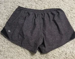 Lululemon Hotty Hot Shorts 4” Grey Size 10 thumbnail 3