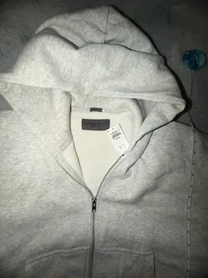 Abercrombie & Fitch oversized cropped Light Gray Zip-Up Hoodie thumbnail 4