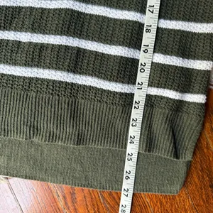 Old Navy Green & Cream Stripe Crewneck Sweater Large thumbnail 8